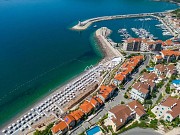 Продам 3-комнатную квартиру, количество спален 2, за 508 500 € Луштица